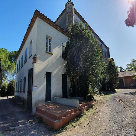 Apartment With Pool Amid Vineyards And Near The Beach Mèze Exteriér fotografie