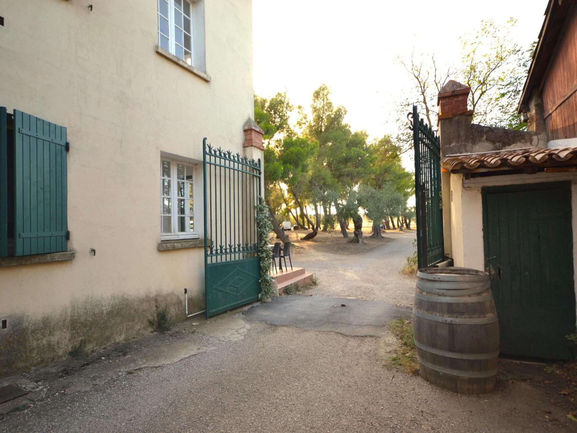 Apartment With Pool Amid Vineyards And Near The Beach Mèze Exteriér fotografie