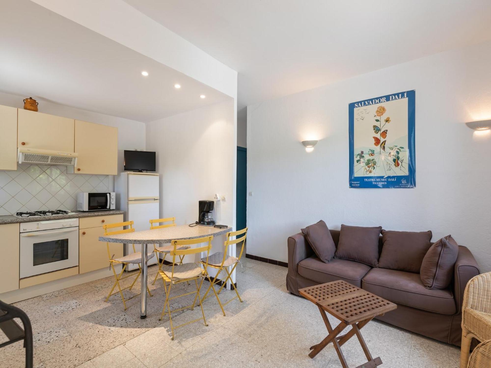 Apartment With Pool Amid Vineyards And Near The Beach Mèze Exteriér fotografie